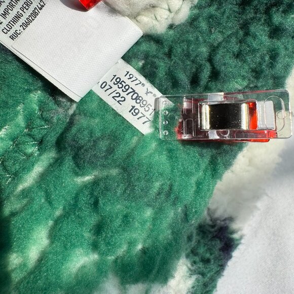 American Eagle Green/Blue Plaid Tree Throw 50 x 60 - Picture 11 of 13